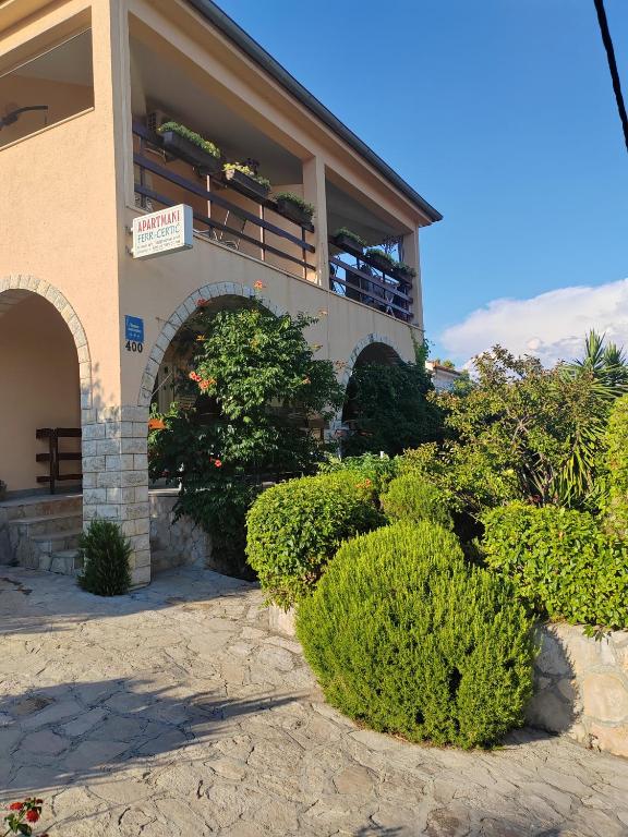 Apartmani Ferri 2 - B&B Vrbanj