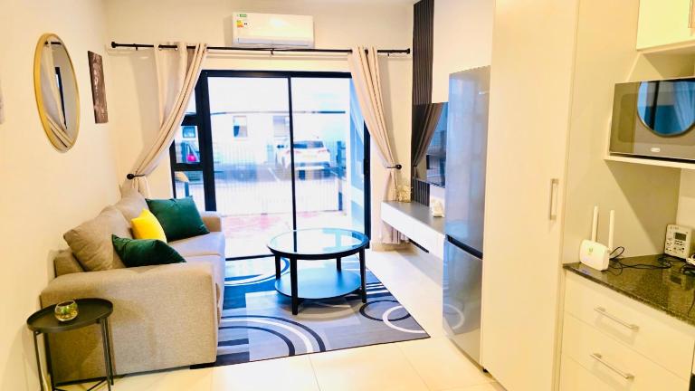 Tsatsing Villa - B&B Gaborone