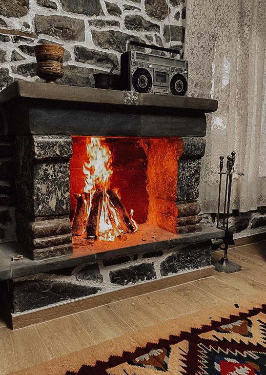 VEIS Country House - B&B Kamenicë