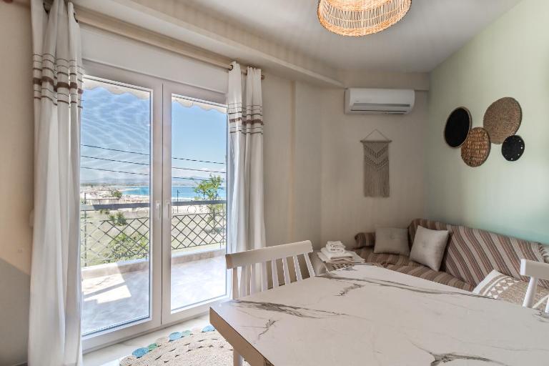 Delion Seaview Apartment by RentalsPro-Nea Potidea - B&B Nea Potidaia