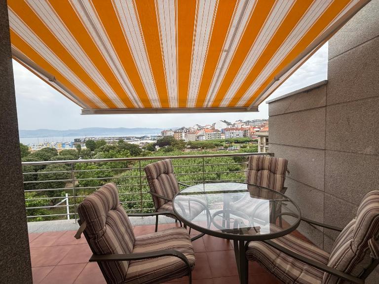 Desconectaengalicia Ático El Parque con vistas al mar - Ferienwohnung Portonovo
