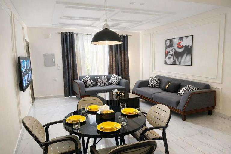 Aesthetic home apartments - B&B Faisalabad