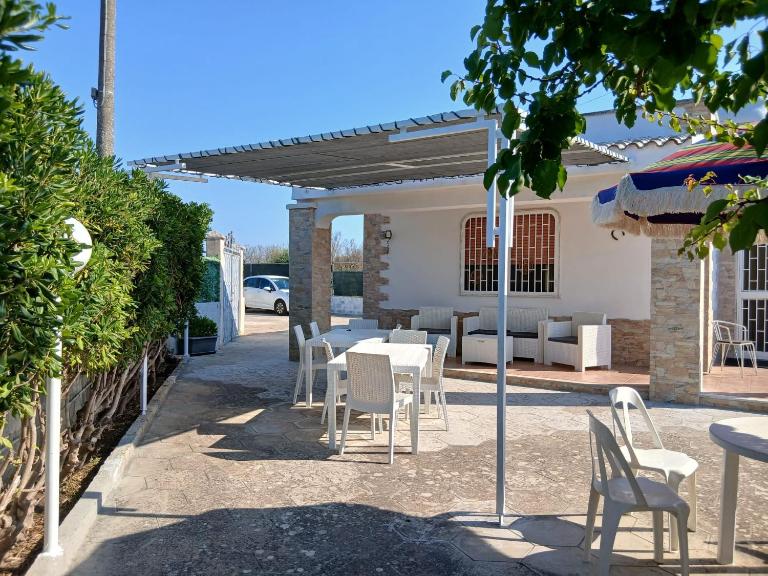 Giardino di Chiara al mare - Chambres d'hôtes Torre Rinalda