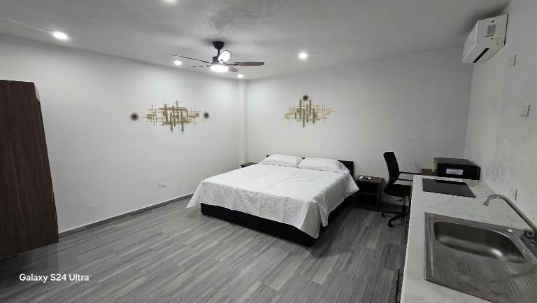 All In Suites - B&B Saltillo