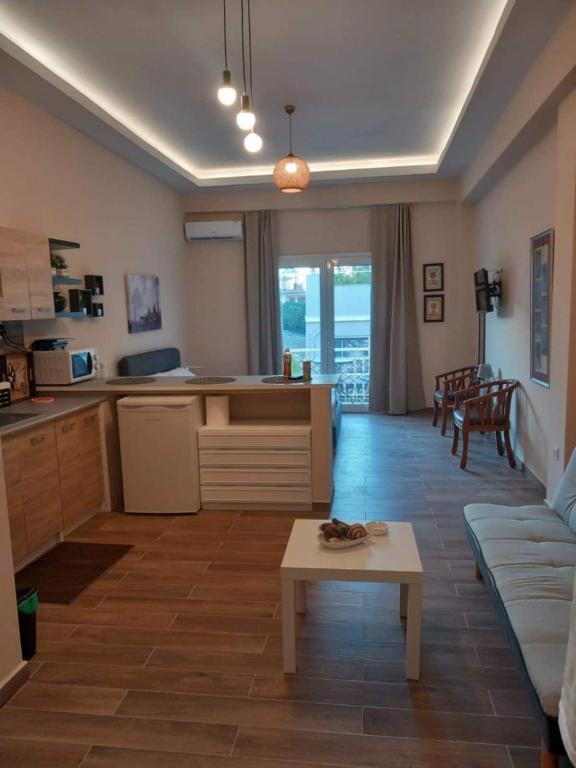 Modern flat in town center! - B&B Kiato