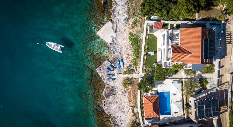 Seafront Villa - Villa Orasija - B&B Povlja
