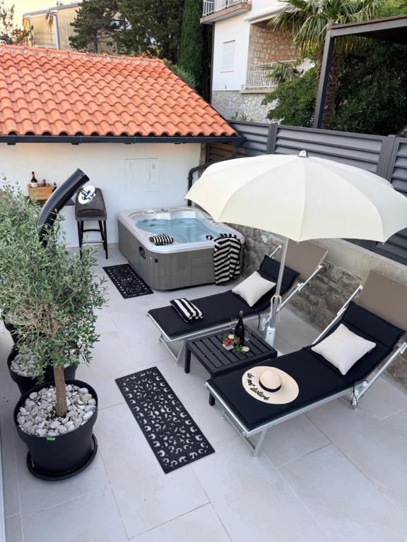 Korina Suites - 2 appartments, 1 with jacuzzy - Chambres d'hôtes Dramalj