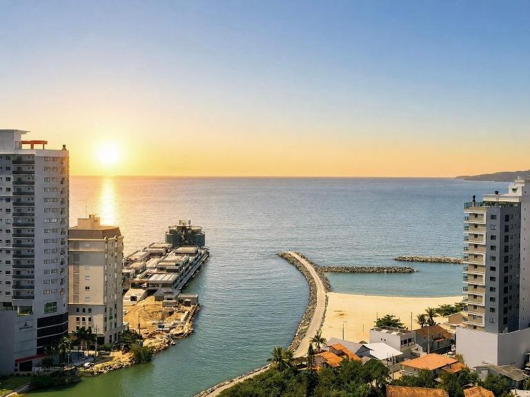 Apartamento 2 Suítes com Vista para o Mar em Perequê Porto Belo AT009 - B&B Porto Belo