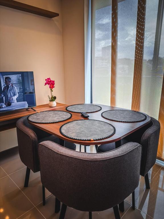 Apto premium frente a la FOSCAL, HIC y Cañaveral - Bed and Breakfast Floridablanca