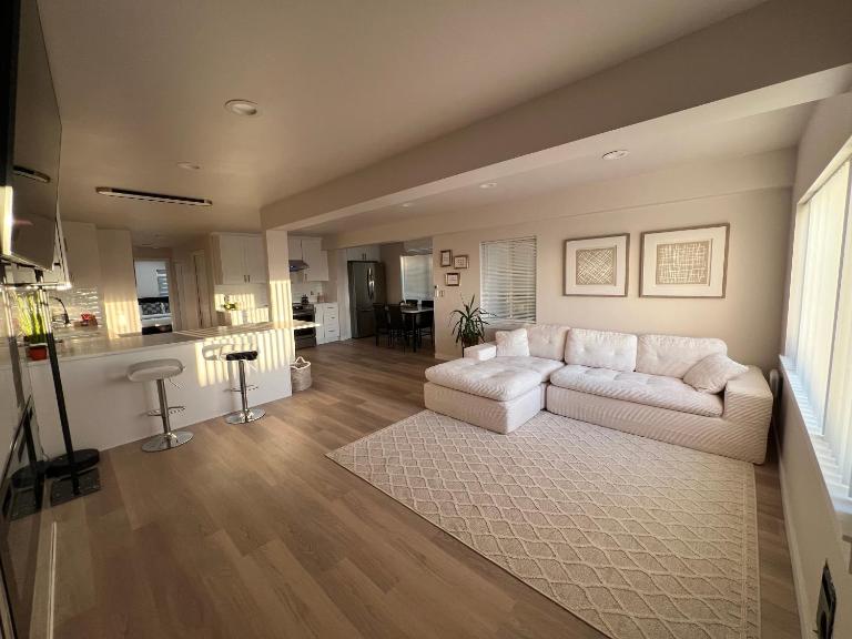 Alki Beach Retreat - B&B Seattle