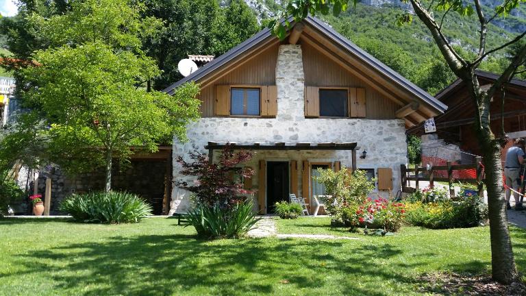Chalet La Nos - B&B Molina di Ledro