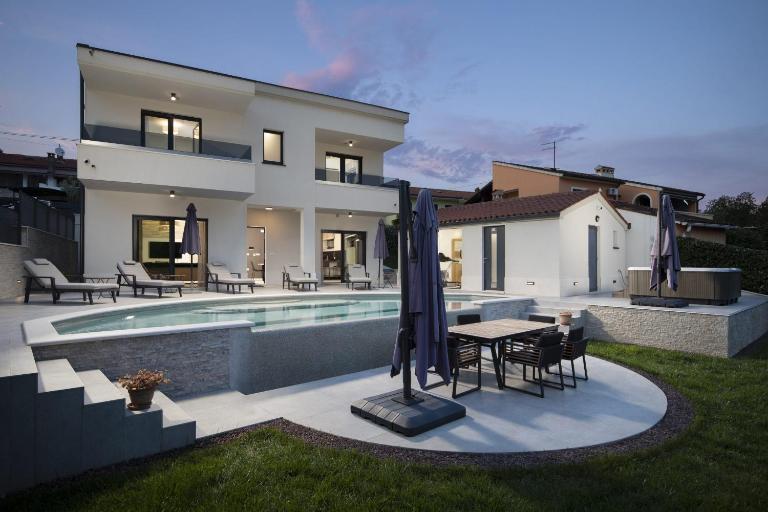 Villa Cascada - B&B Muntić
