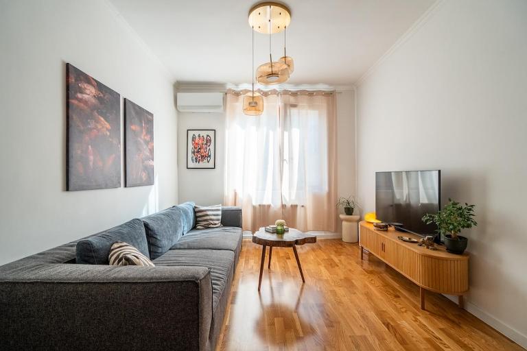 Sunlit Boutique 1 Bedroom Apartment in City Centre - B&B Sofia