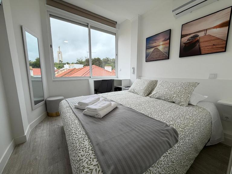 Suites do Cristo Rei - B&B Almada