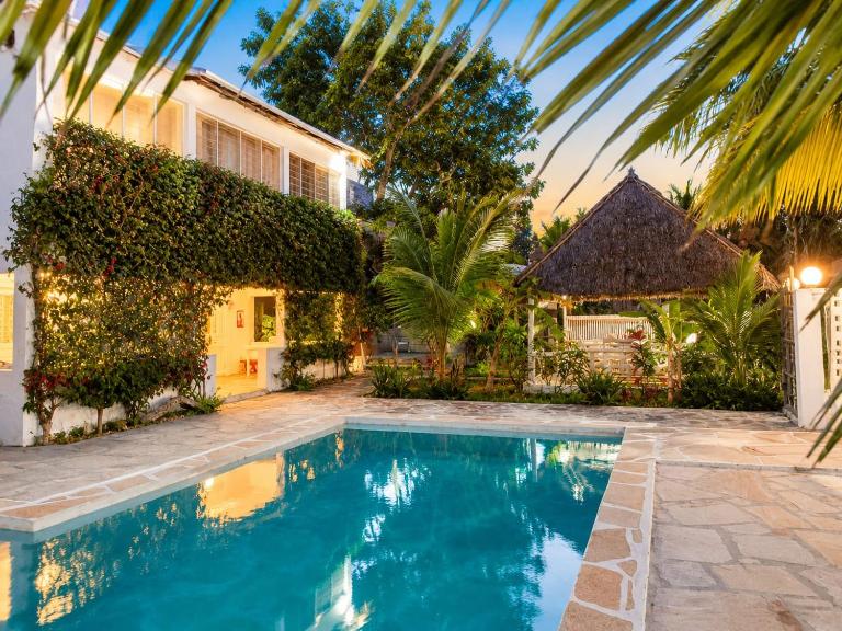 Hide Away Villa - B&B Watamu