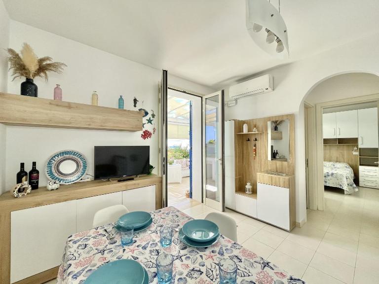 Villa Viola - Villa con giardino a pochi passi dal mare - B&B Lido Marini