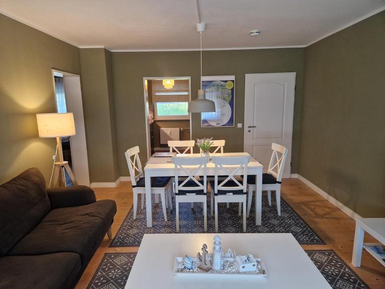 Ferienwohnung Apfelbaum - B&B Friedrichshafen