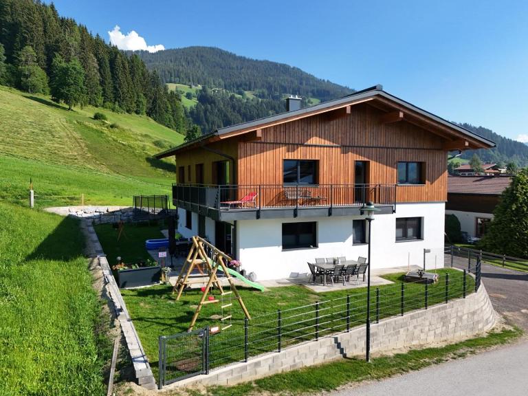 Klausi's Panorama Suite Flachau - Chambres d'hôtes Flachau