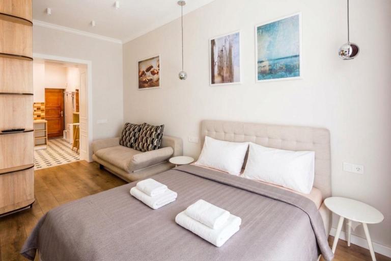 Квартира в центрі з дизайнерським ремонтом - B&B Leopoli