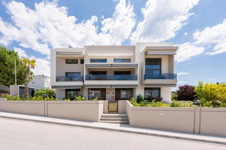 Sea Breeze Luxury Apartments - B&B Nea Potidaia