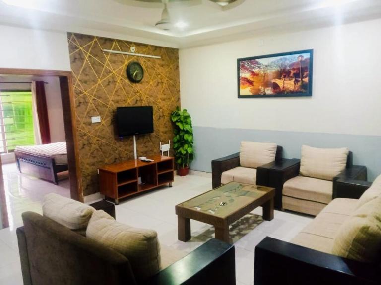 3 Bedrooms Peaceful Bahria Residency - Ferienwohnung Rawalpindi