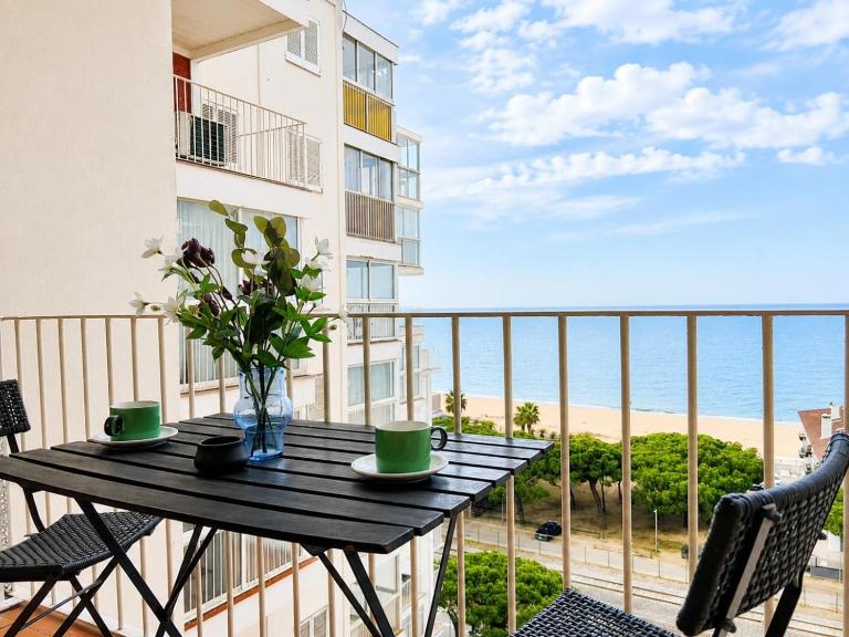 Mediterranean Escape - Sea Views Pool - B&B Malgrat de Mar