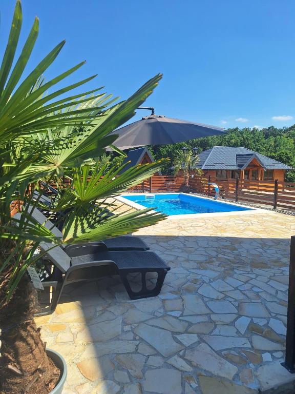 Bungalow&Spa GIGIC II - Swimmingpool - B&B Lugonjići