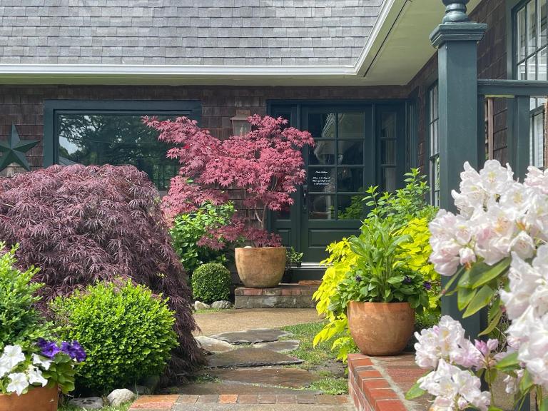 Charles and Charles MV - Bed and Breakfast Vineyard Haven