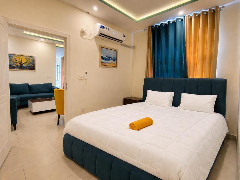 Modern Blue Themed 1BHK Prime Location of Bahria Town Phase 7 - B&B Rawalpindi