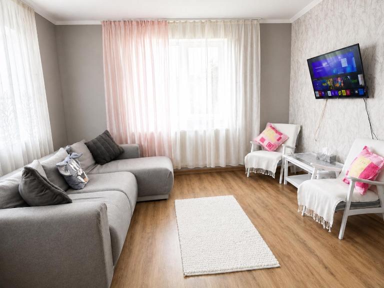 Casa Stefi - B&B Copăceni