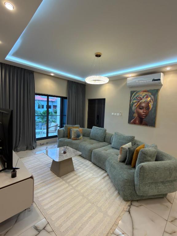 Bellagio Two Bedroom with Balcony - Bed and Breakfast Kwedonu