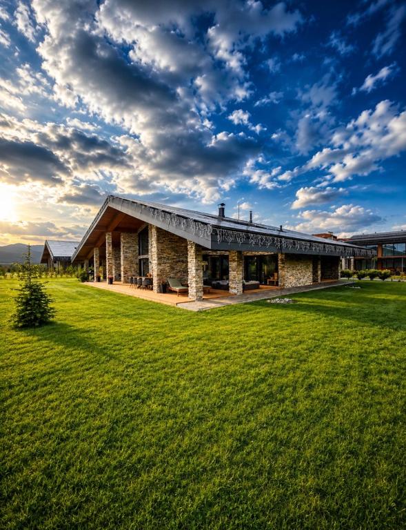 Hypnotic Thermal Villas with private SPA - B&B Banya