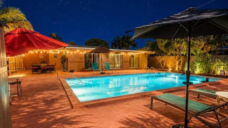 One-Bedroom Suite Pool with Bath Kitchen in West Palm Beach - Ferienwohnung West Palm Beach