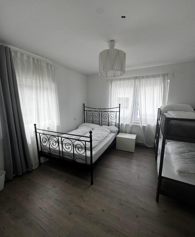 Gästehaus OG - B&B Colonia