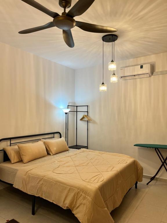 Su Hanna Homestay in Rawang near Gamuda Gardens 1 to 8 pax - B&B Rawang