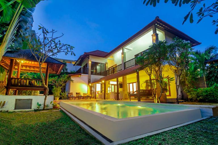 The Mawar Estate - Ferienwohnung Seminyak