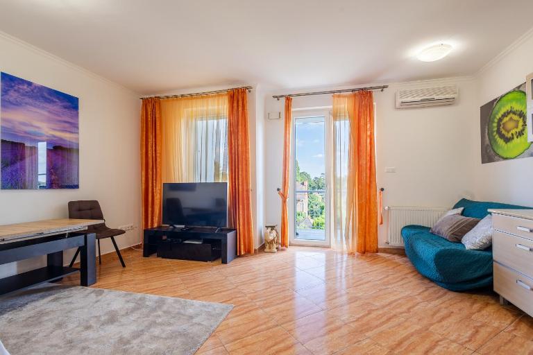 Beszédes 69 Apartment Siófok by BLTN - B&B Siófok