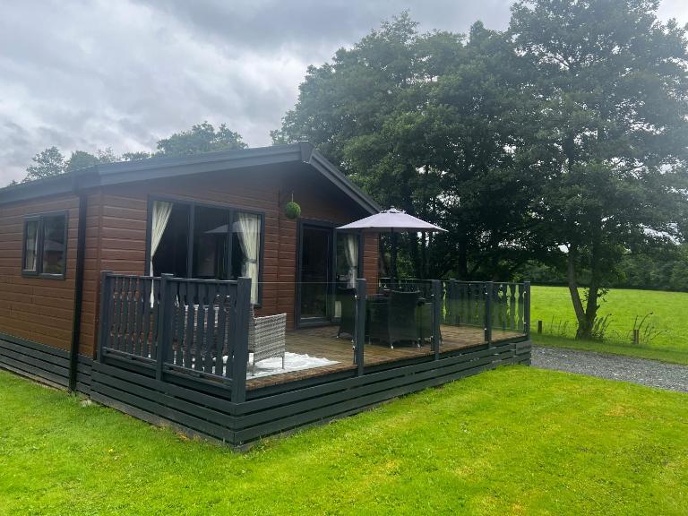 Crescent Lodge - Ferienwohnung Forton