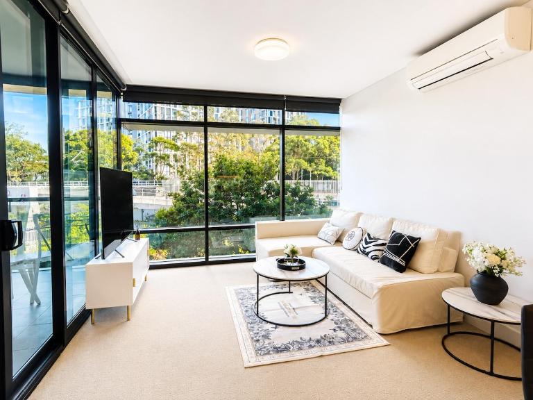 Olympick Park Comfort Oasis Walk to All Venues - B&B Sydney