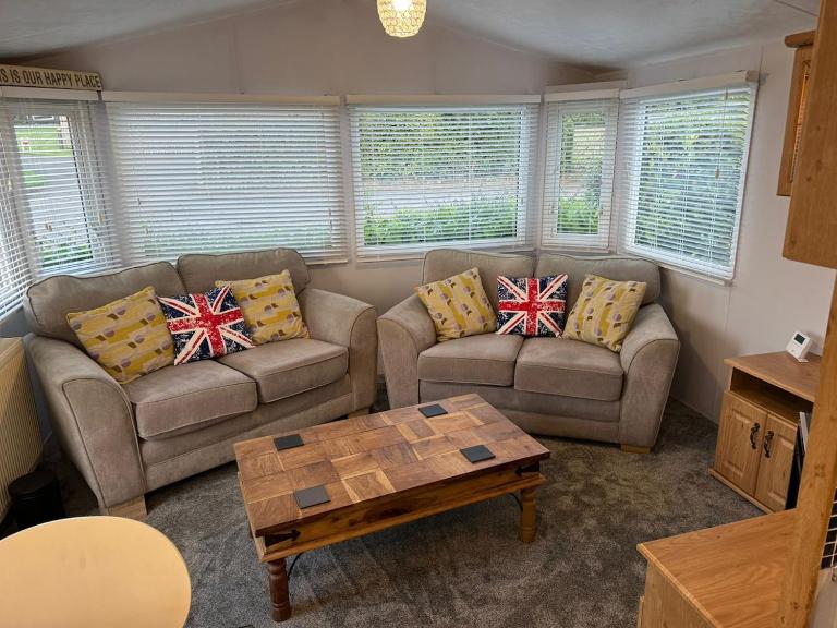Cosy static caravan on the edge of the lakes - B&B Lamplugh