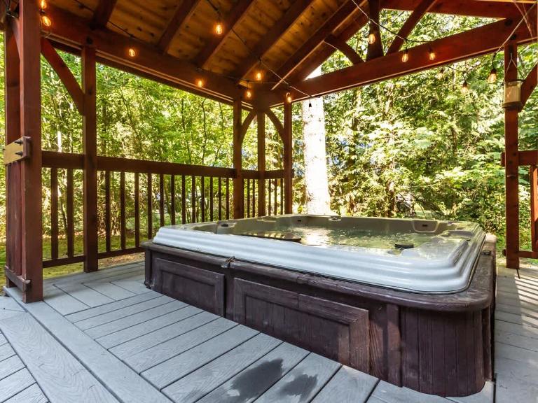 Wild Goose Lodge - B&B Glacier