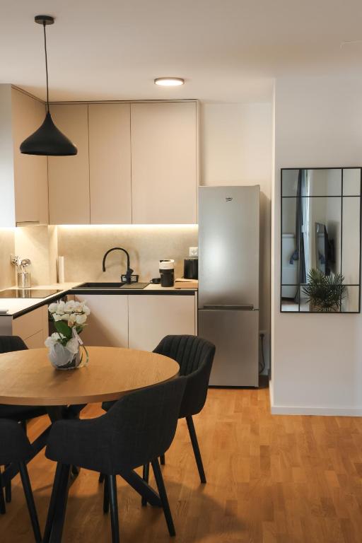MODERN ESCAPE apartment with garage - Ferienwohnung Split