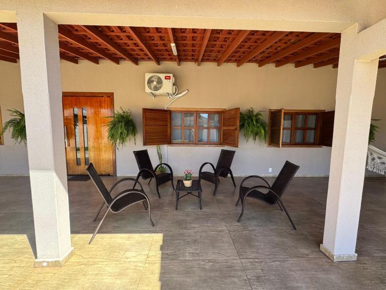 Casa linda com 3 quartos no centro da Barra do Garças - Ferienwohnung Barra do Garças