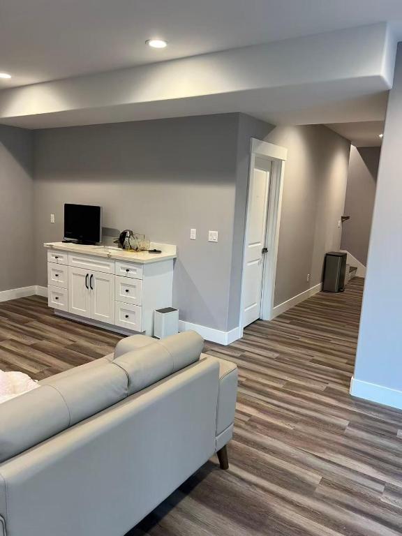 Rooms near Seatac airport on bus line - B&B SeaTac