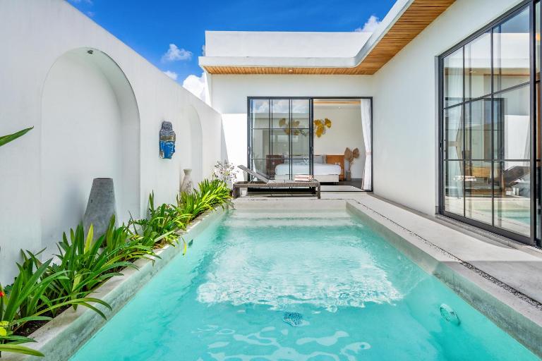 VILLA TRATASAN CANGGU by Exotic Bali Properties - Chambres d'hôtes Dalung