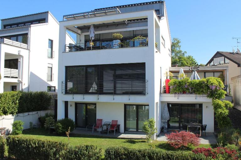 Ferienwohnung Wellenreiter mit ruhigem Garten - B&B Überlingen