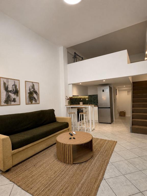Tailor Urban Loft Thiva - B&B Thebes