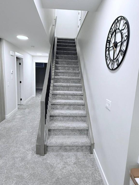 Cozy Inner city Escape - Ferienwohnung Calgary