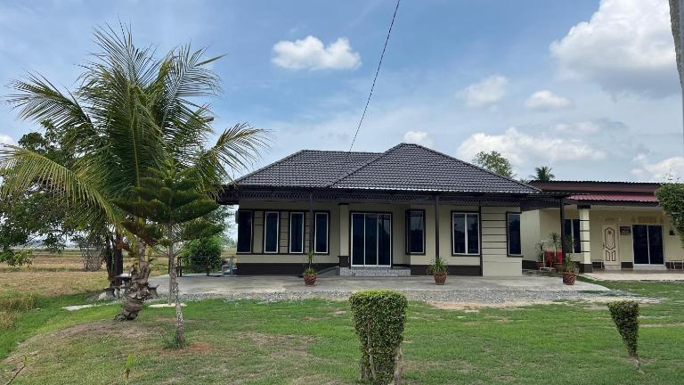 Heal Inn Musslim - B&B Kangar