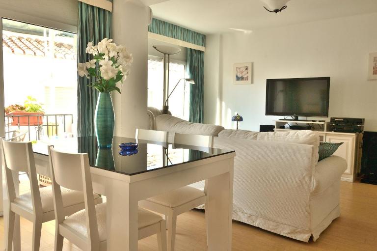 Coronado 58 - B&B Nerja